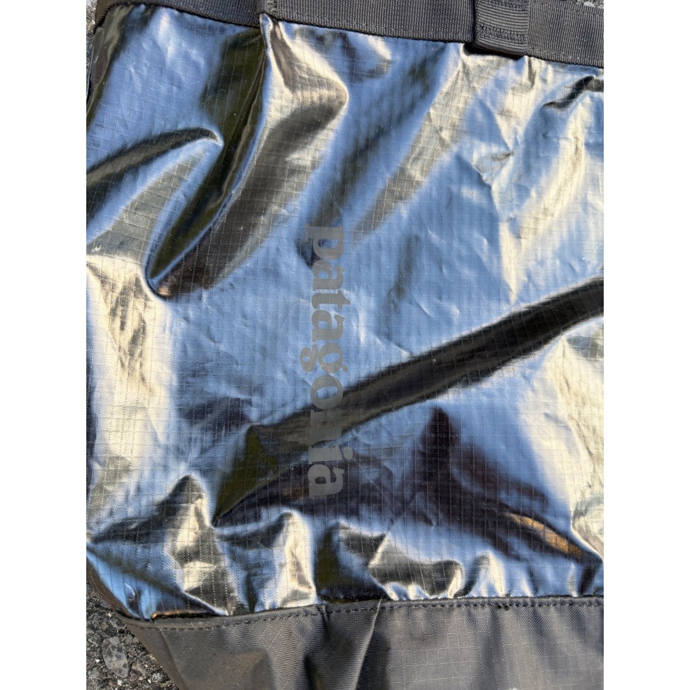 Patagonia Lightweight Black Hole Gear Tote Bag Black 49030 - Picture 2 of 9